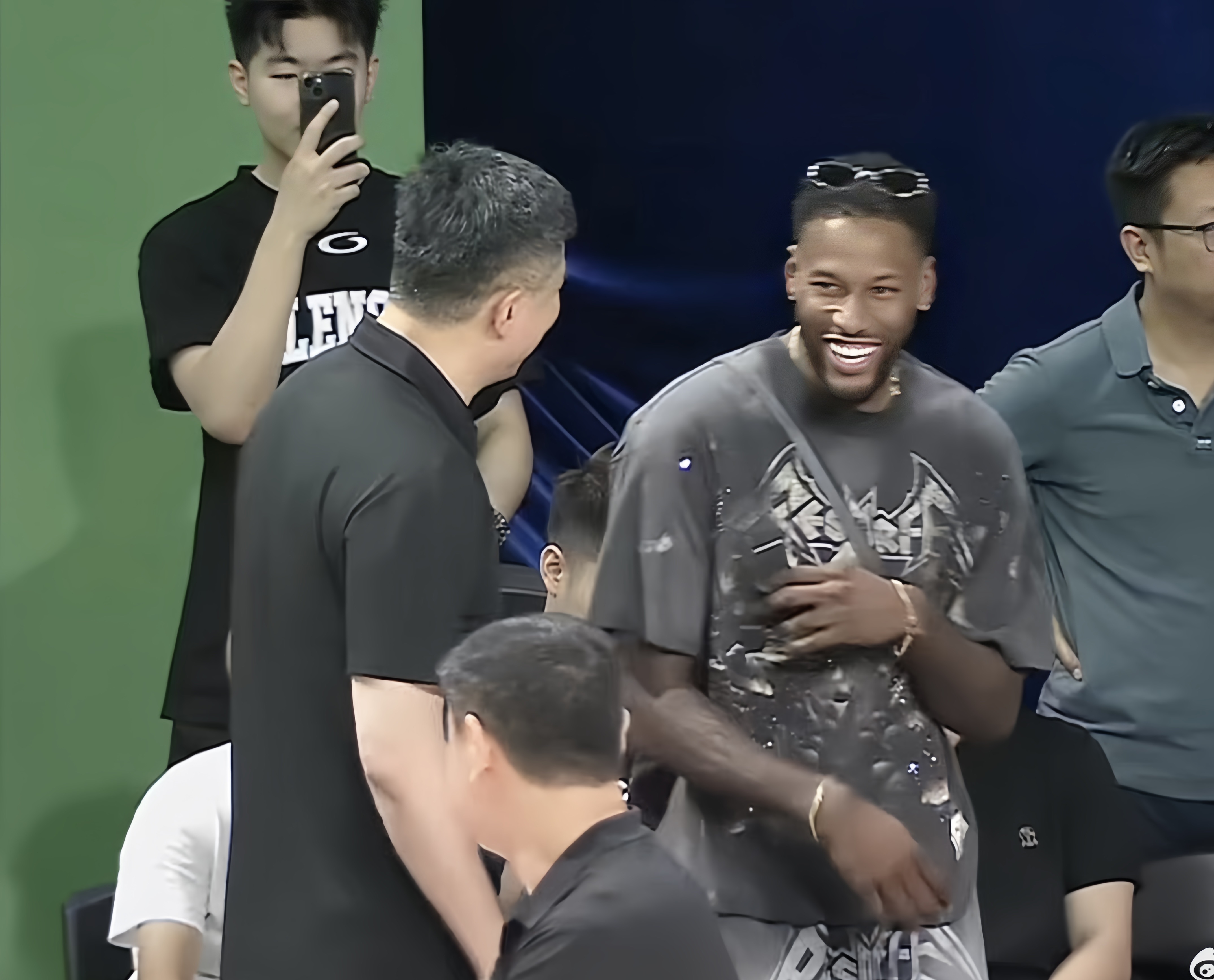 集结日体能课后，菲尼克斯太阳手感冰凉备战NBA总决赛，气氛紧张，球队文化再被提及的简单介绍九游游戏大全